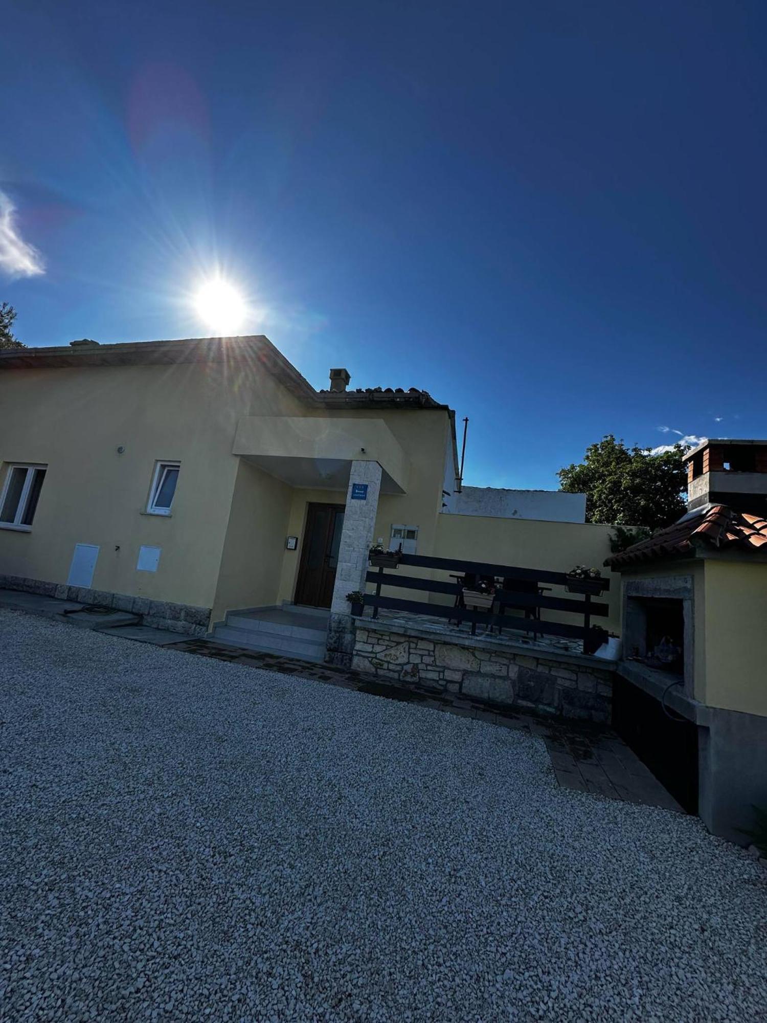 Lulic Appartement Labin  Buitenkant foto